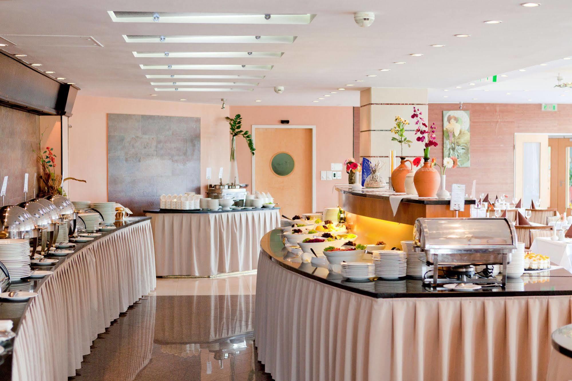 Bük Greenfield Hotel Golf & Spa מראה חיצוני תמונה